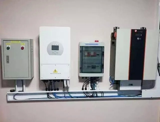 Deye Hybrid Inverter SUN-7.6K/8K-SG01LP1-US/EU voor de retrofitting van bestaande zonne-energiesystemen