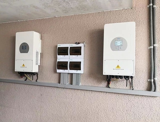 10kw driefasige Deye hybride omvormer voor zonne-hybride elektriciteitssysteem 380v