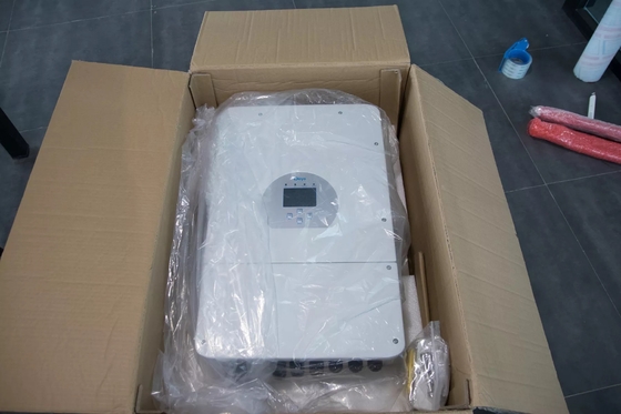 Laagspanningswifi zonne-omvormer Deye SUN-5K-SG03LP1-EU 3.6kw 6kw 8kw Voor zonne-systeem